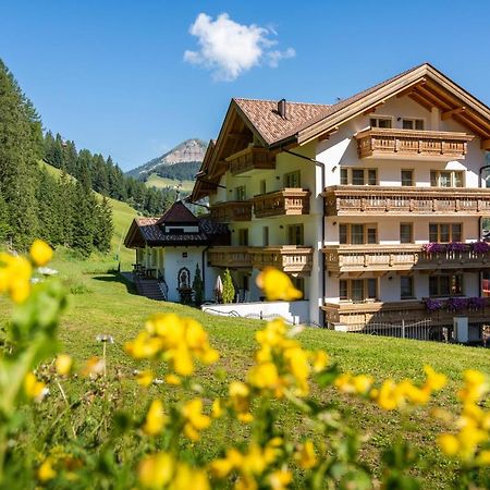 Hotel Somont Selva di Val Gardena Eksteriør bilde