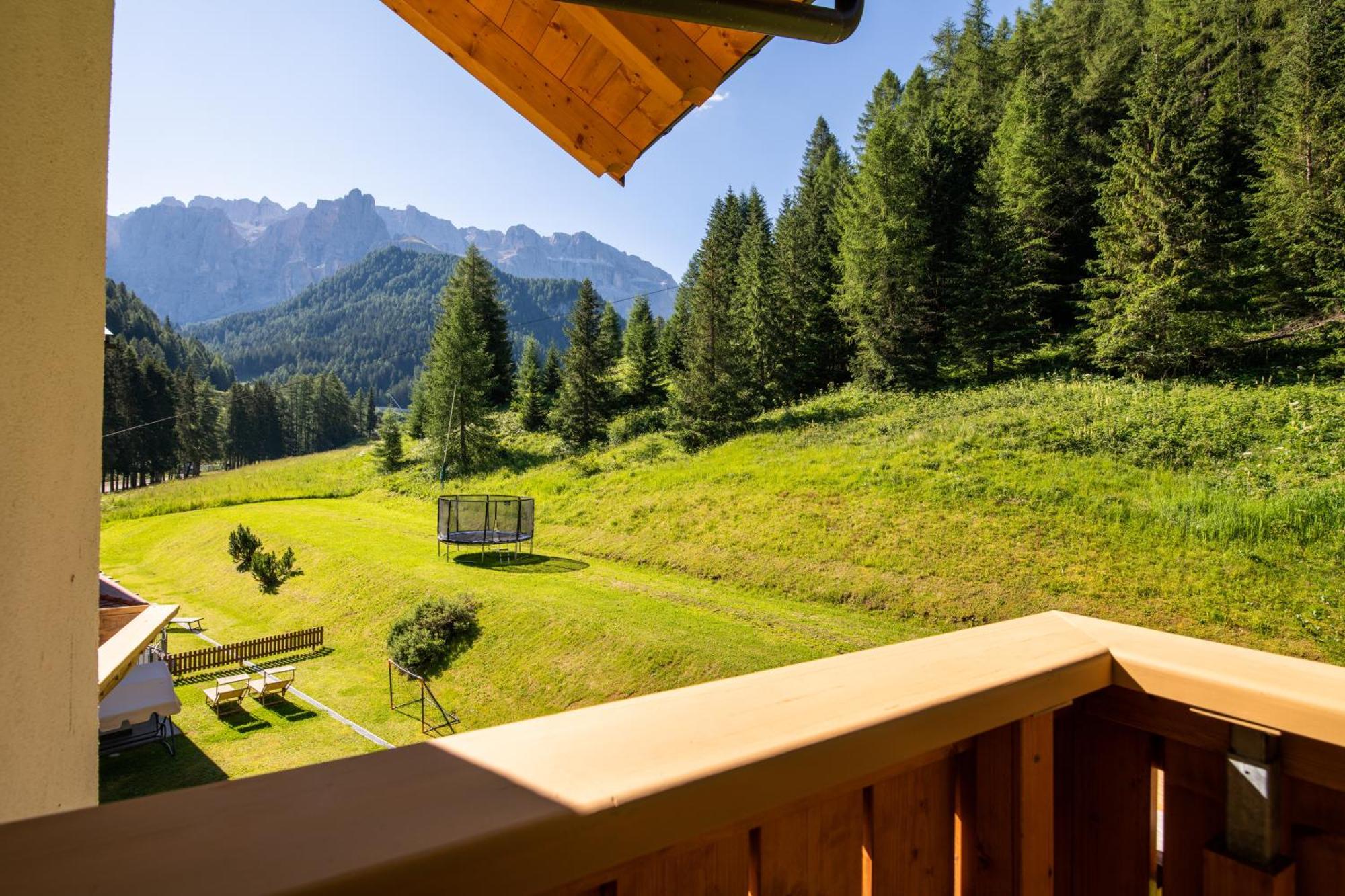 Hotel Somont Selva di Val Gardena Eksteriør bilde