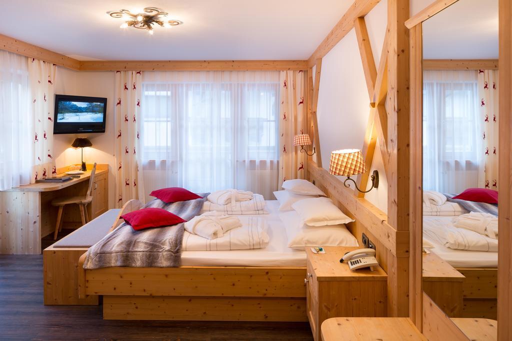 Hotel Somont Selva di Val Gardena Eksteriør bilde