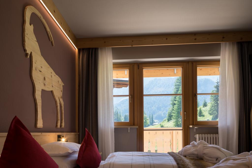 Hotel Somont Selva di Val Gardena Eksteriør bilde